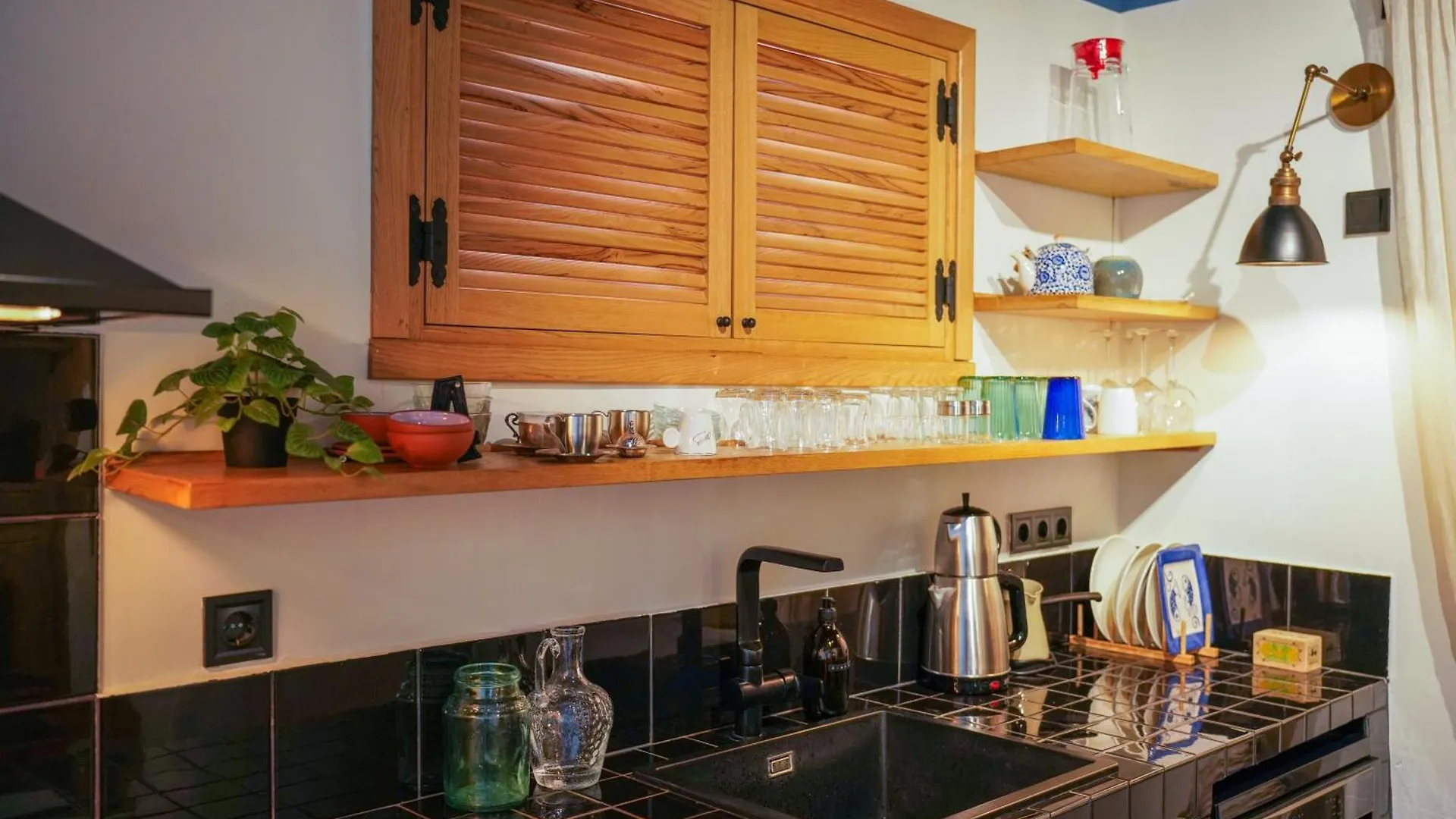 Stay At The Heart Of Fethiye - Piccolo House Turecko